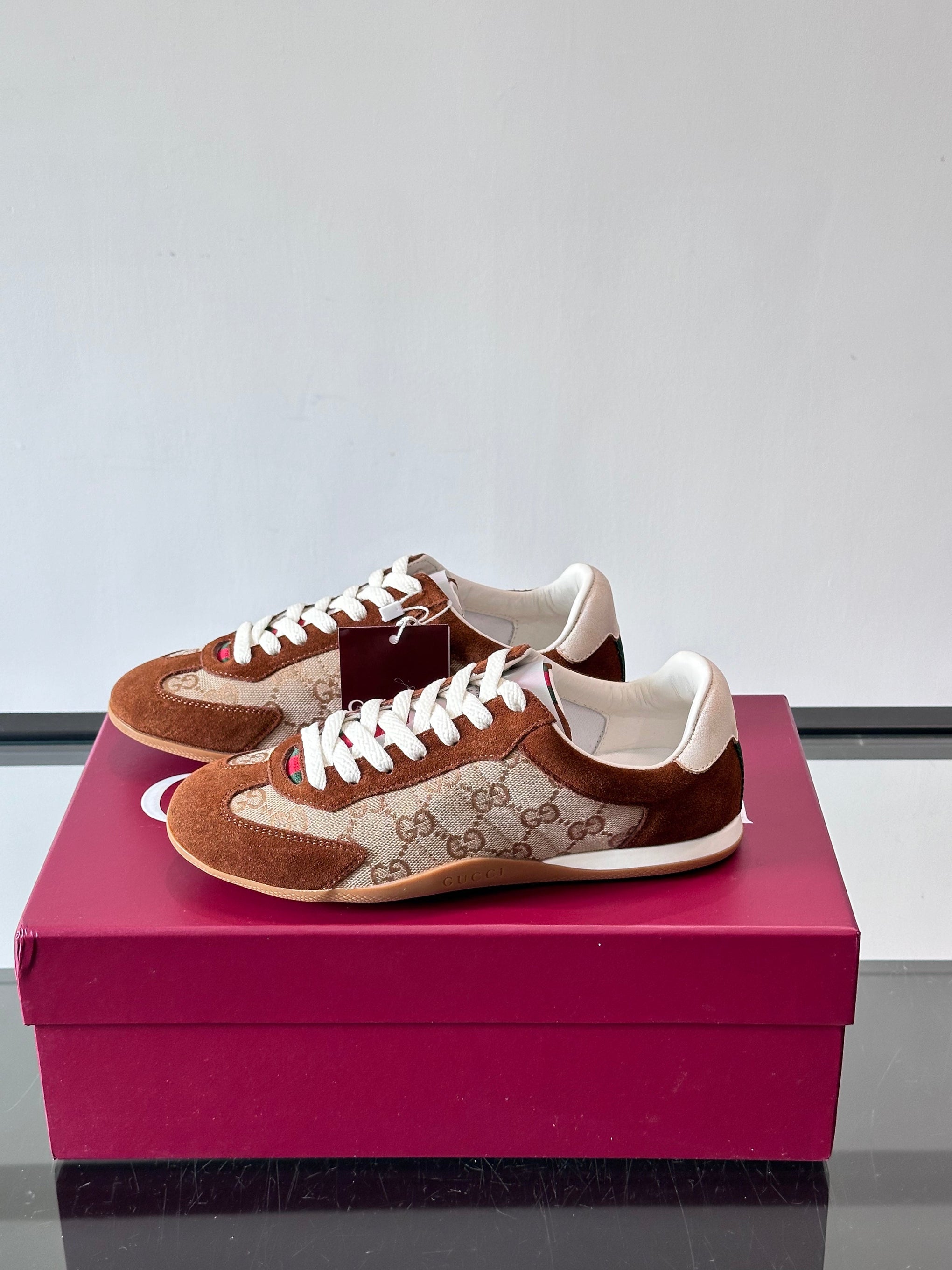 GG SHIFT SNEAKERS