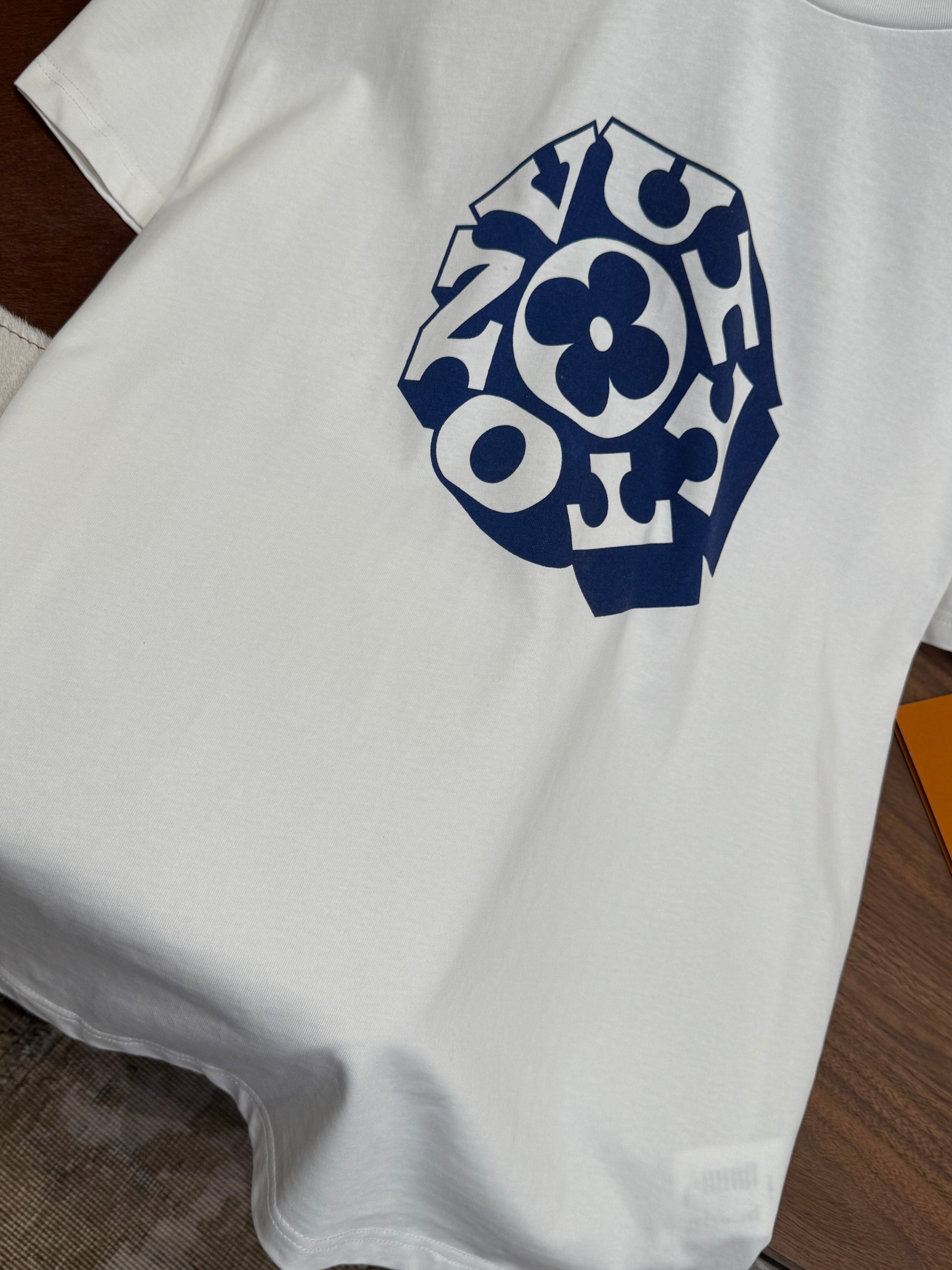 LOU T-SHIRT