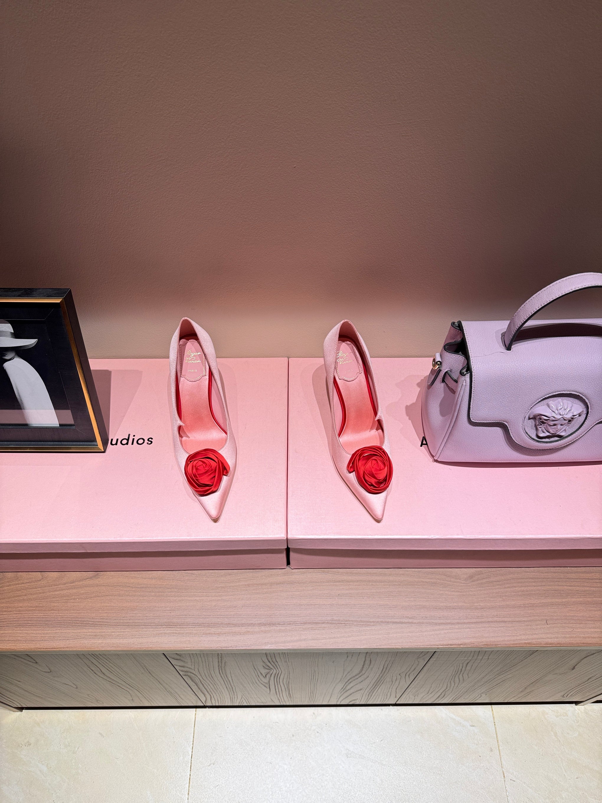 ROGER V HEELS
