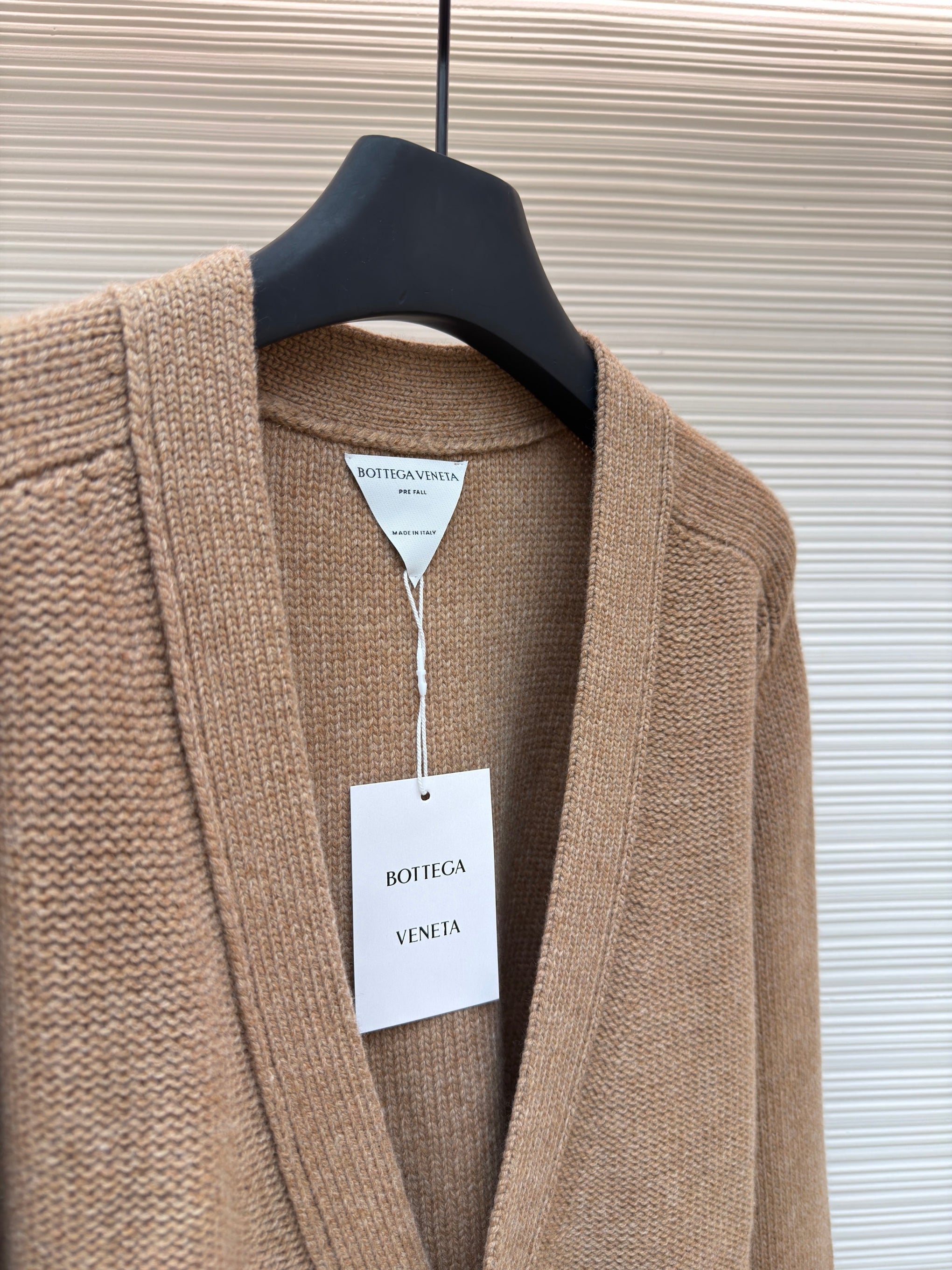 BOTT V WOOL CARDIGAN