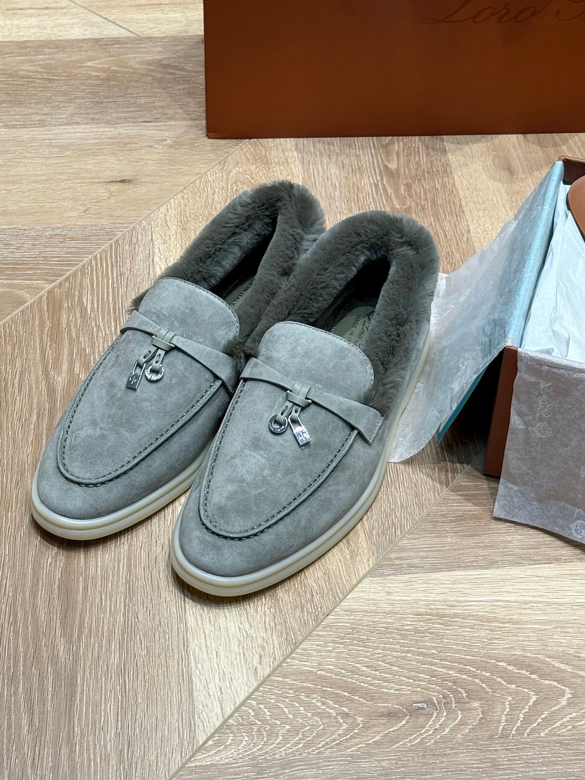 LORO P SUMMER CHARMS LOAFERS