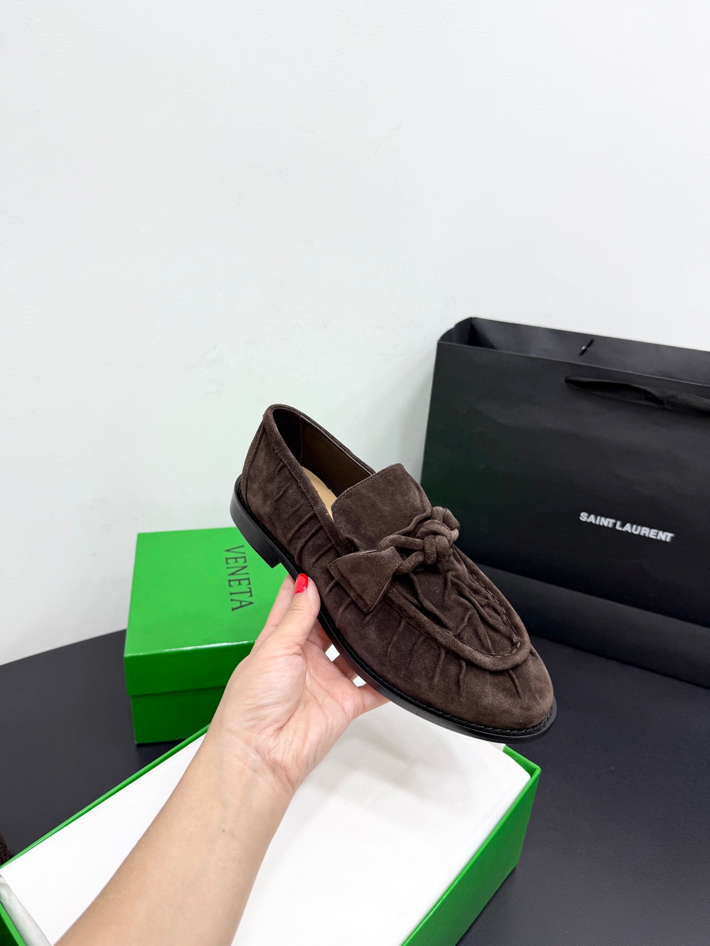 BOTT V LOAFERS
