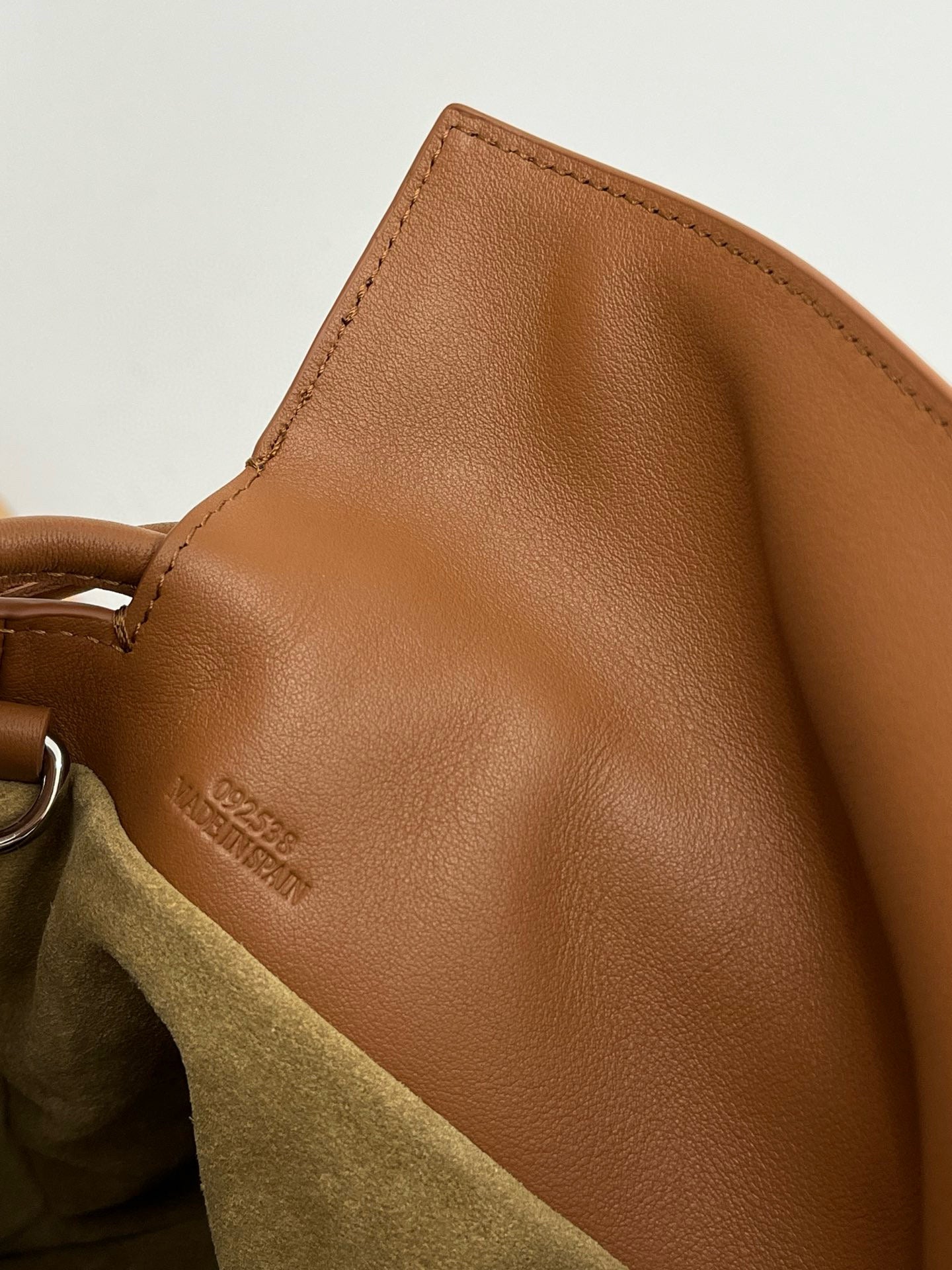 LOEW FLAMENCO MEDIUM POUCH