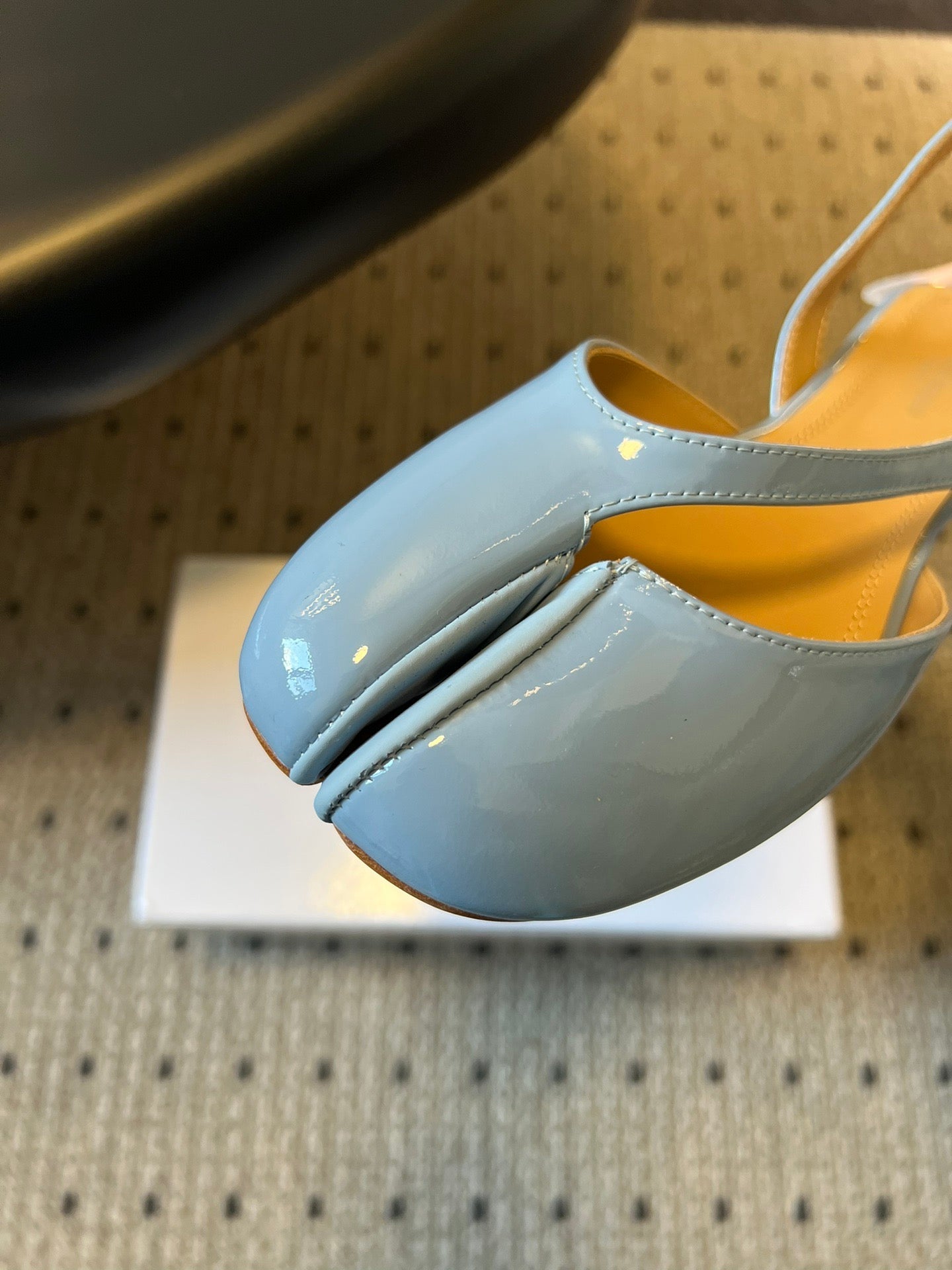 MAISON M TABI SLINGBACK
