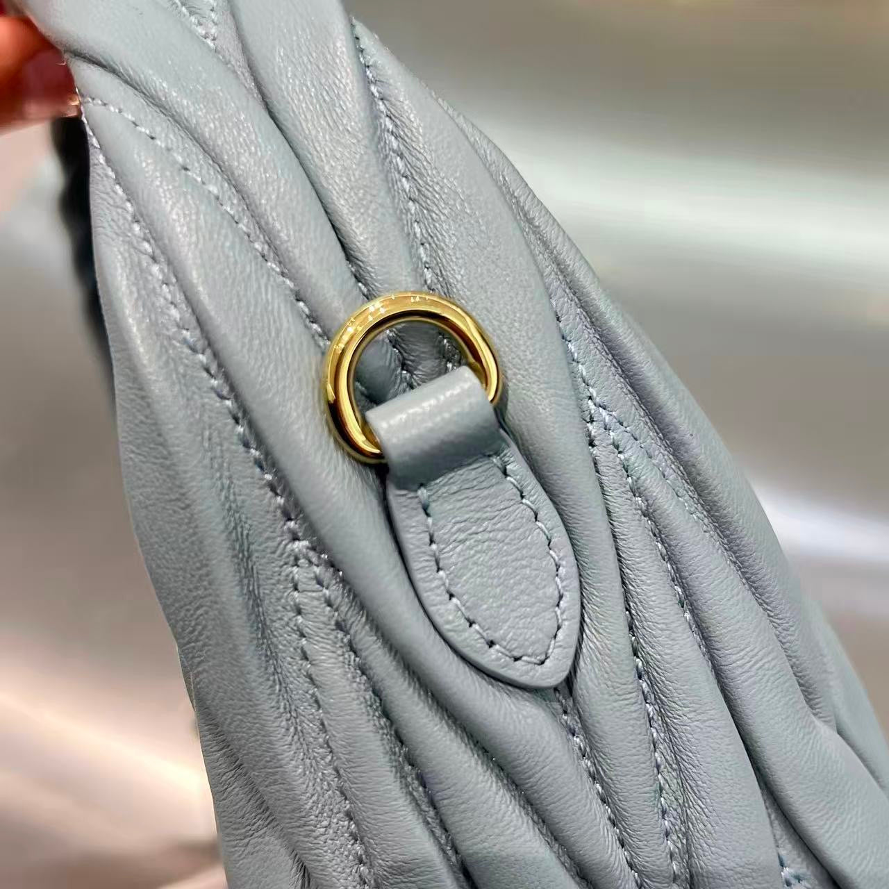 MIU M WANDER BAG