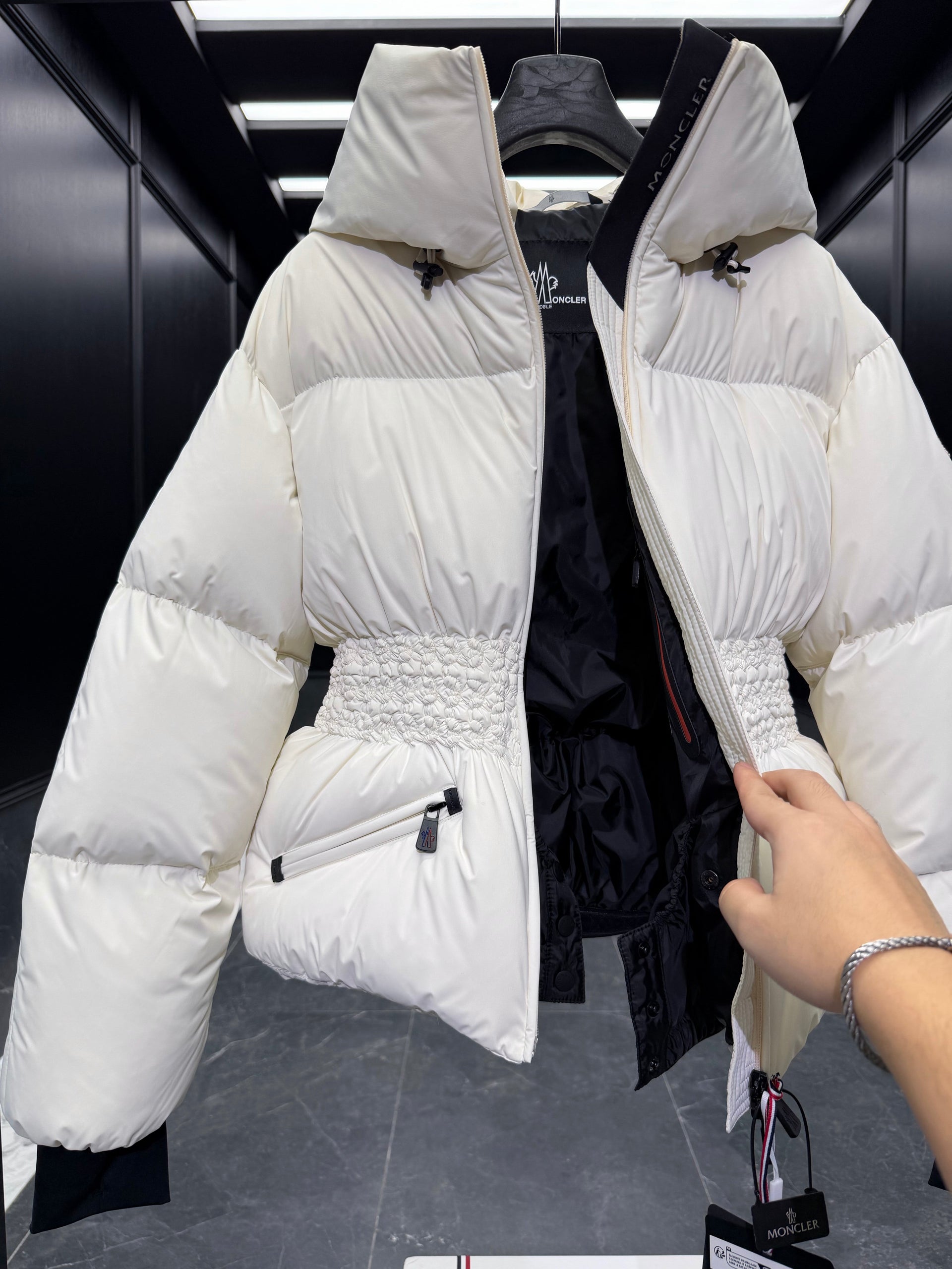 MONC WOLLEMI JACKET