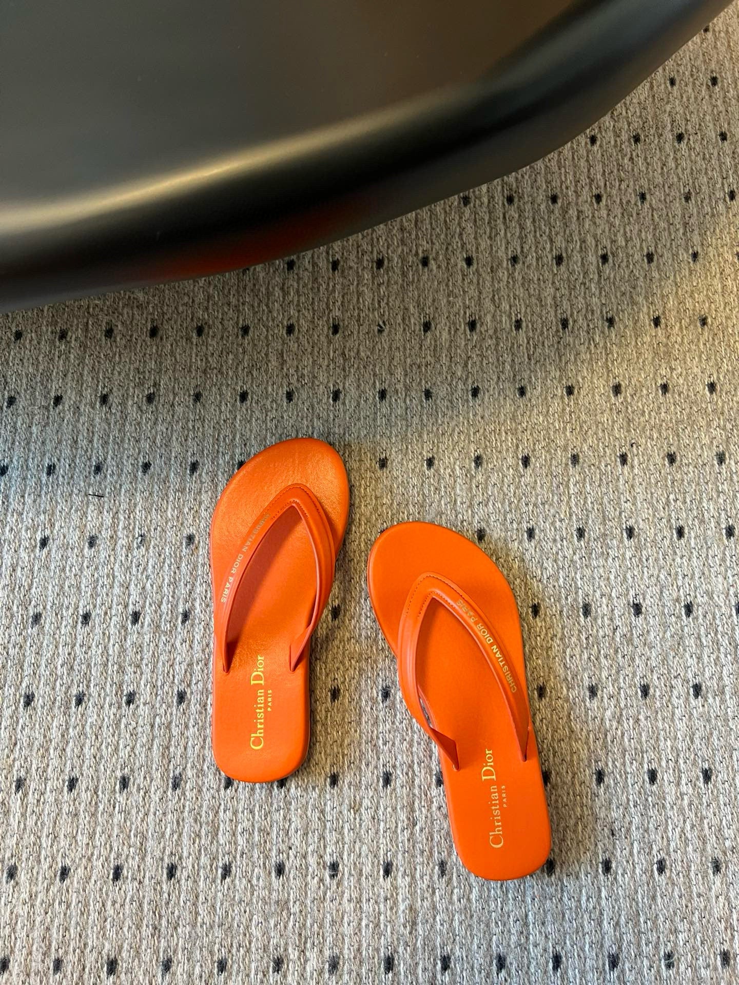 CD THONG SANDAL