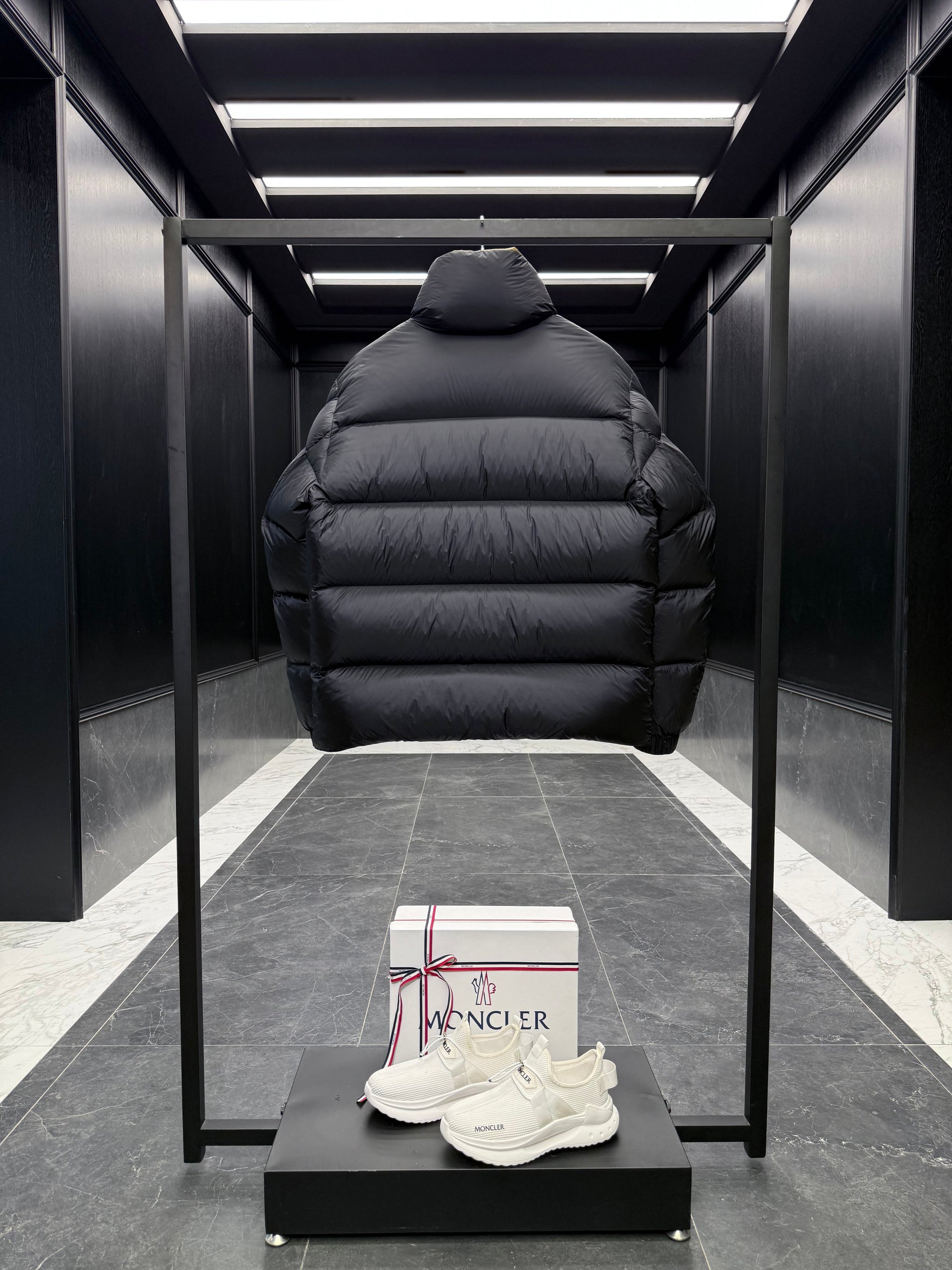 MONC TRIPITI JACKET