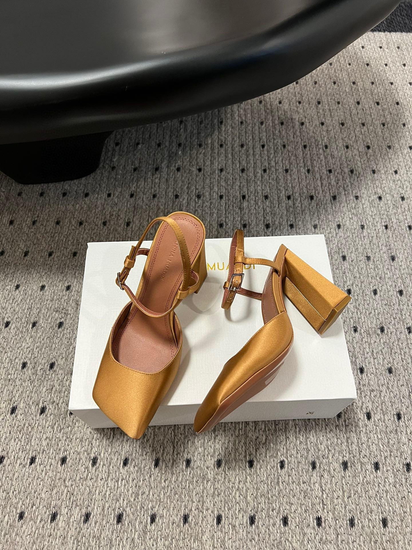 AMINA M HEELS