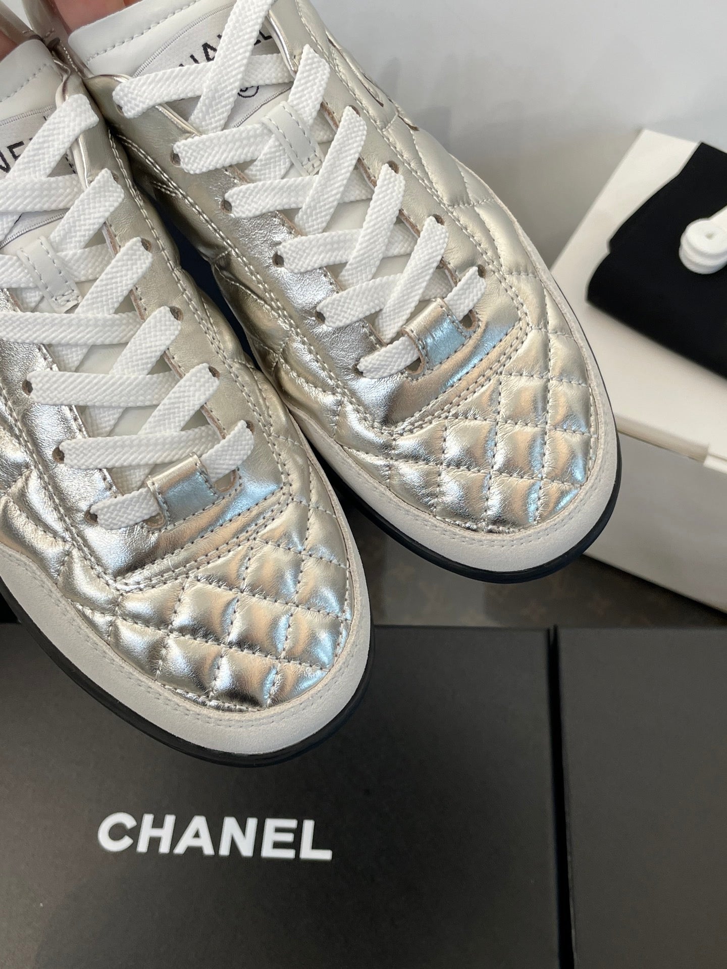 CC SNEAKER