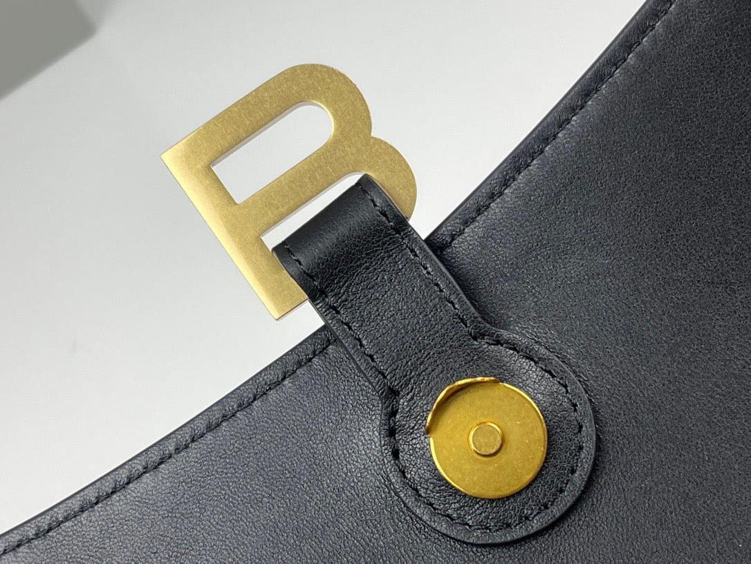 BAL DOWNTOWN SHOULDER BAG