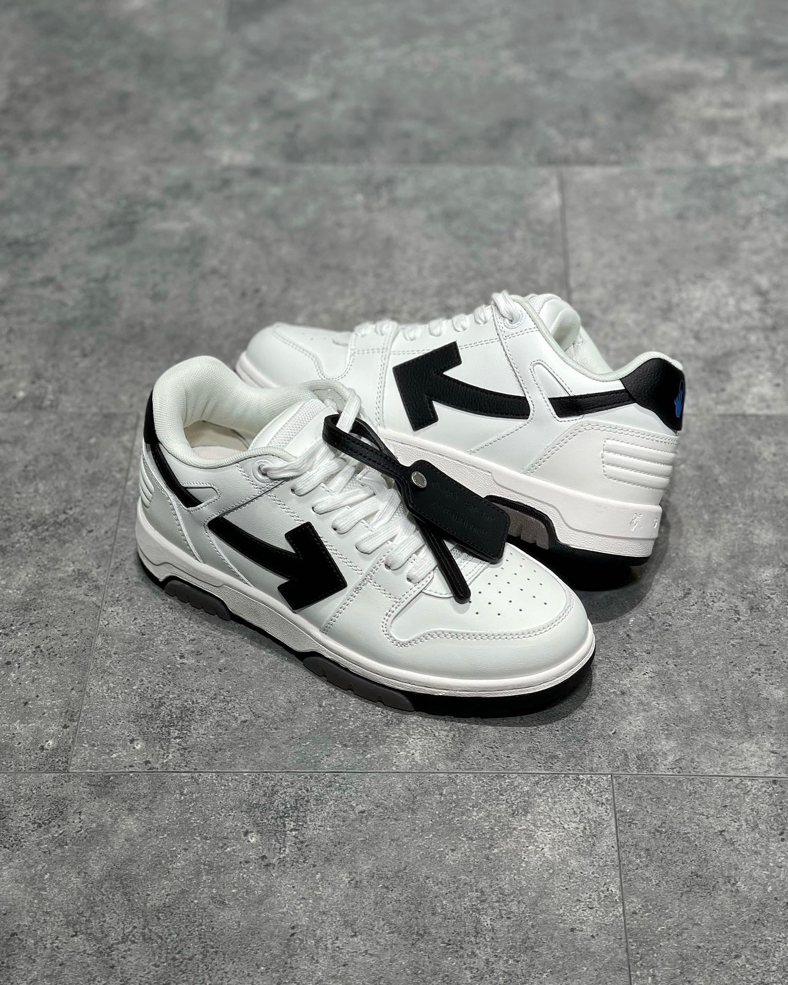 OFF W OUT OF OFFICE SNEAKERS