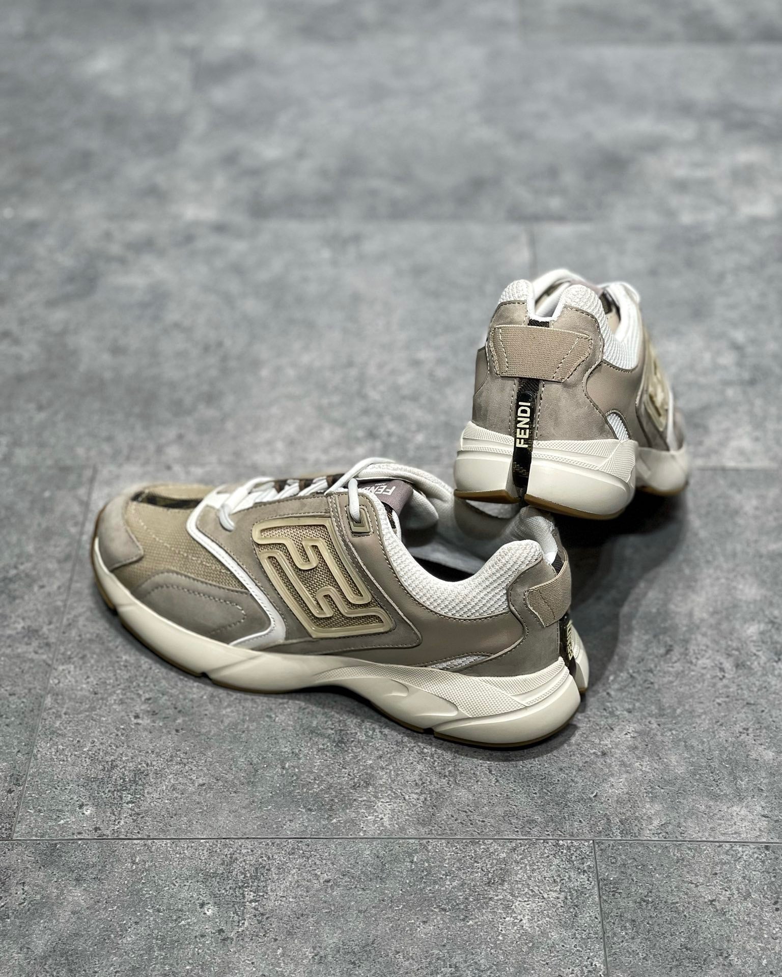 FEN FASTER SNEAKERS