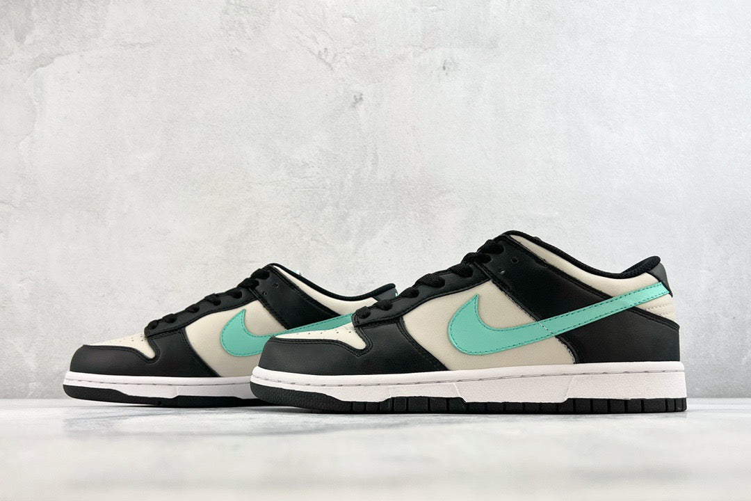 DUNK LOW TROPICAL TWIST
