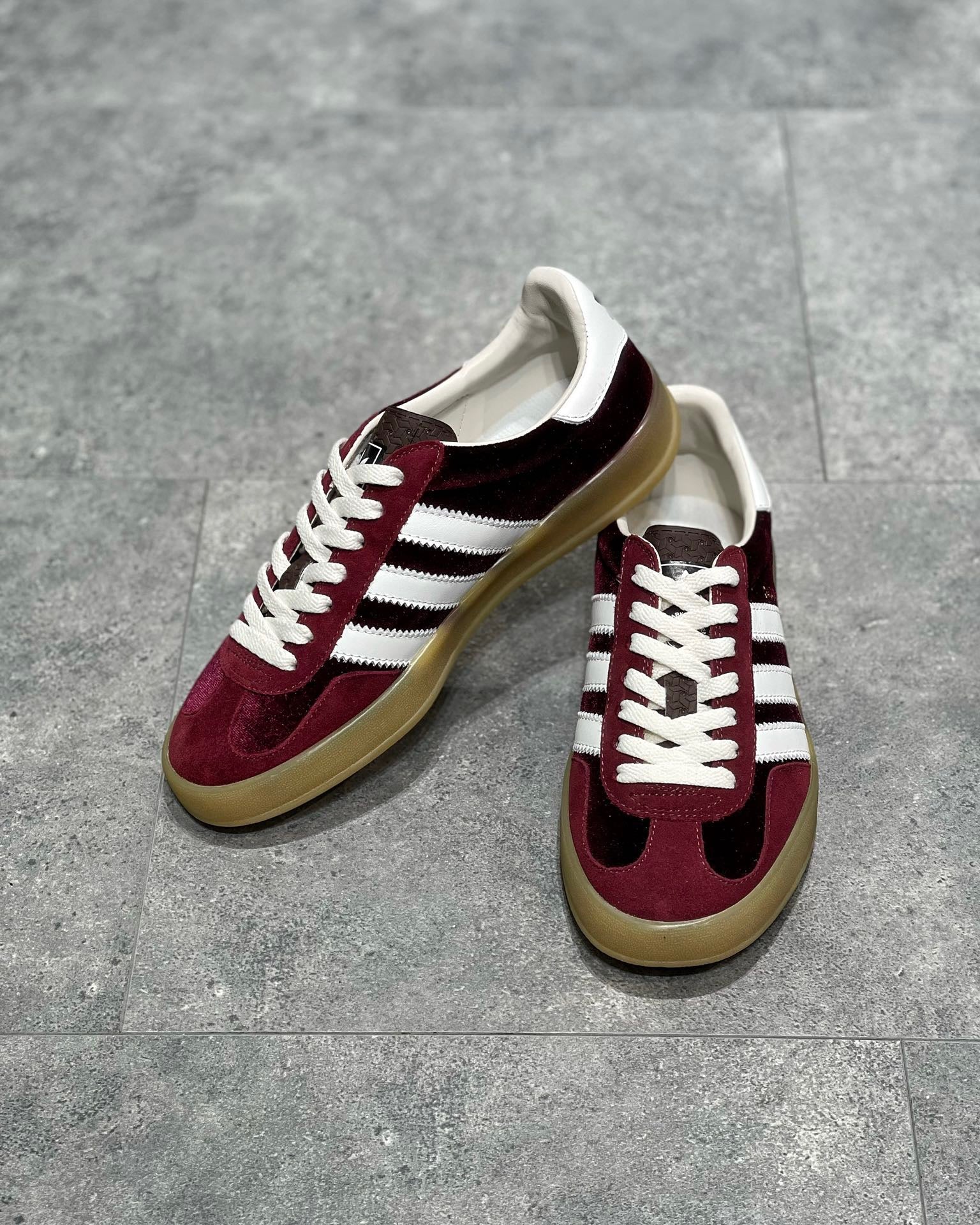 GG x ADID GAZELLE SNEAKER