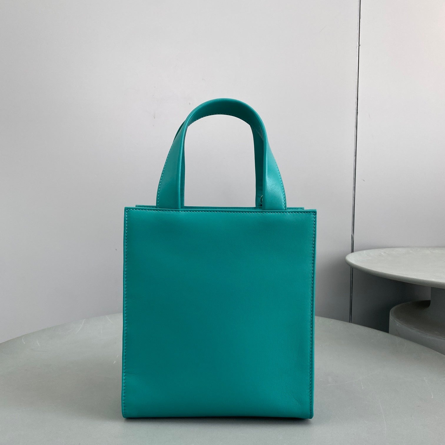 PD NAPPA LEATHER TOTE BAG
