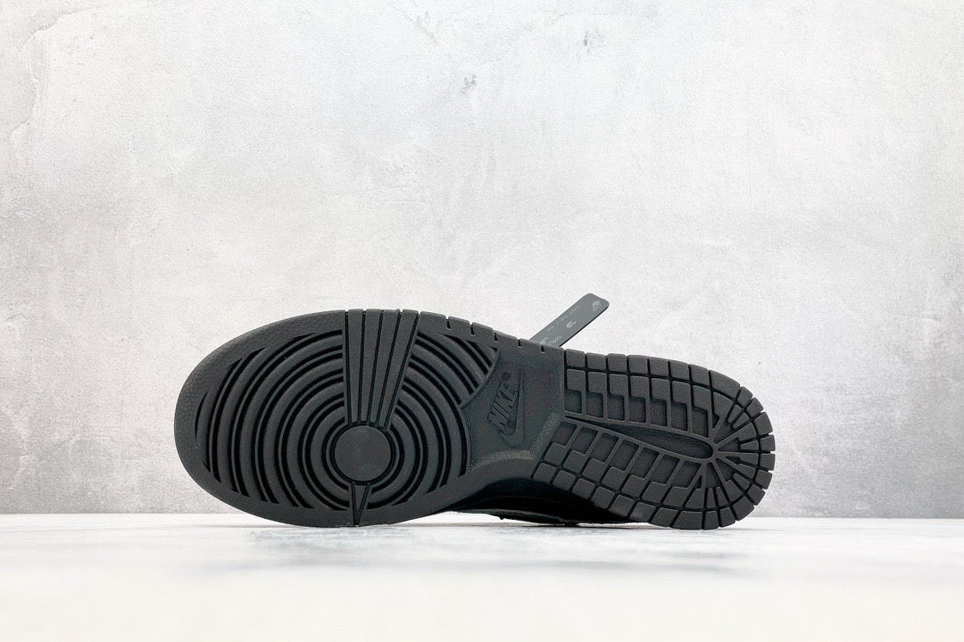 OFF WH DUNK LOW