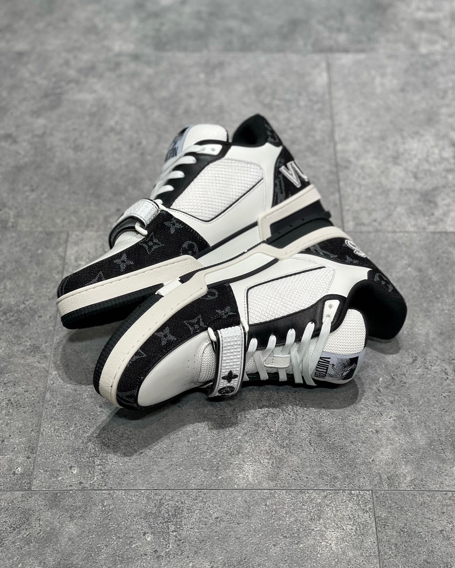 LOU TRAINERS