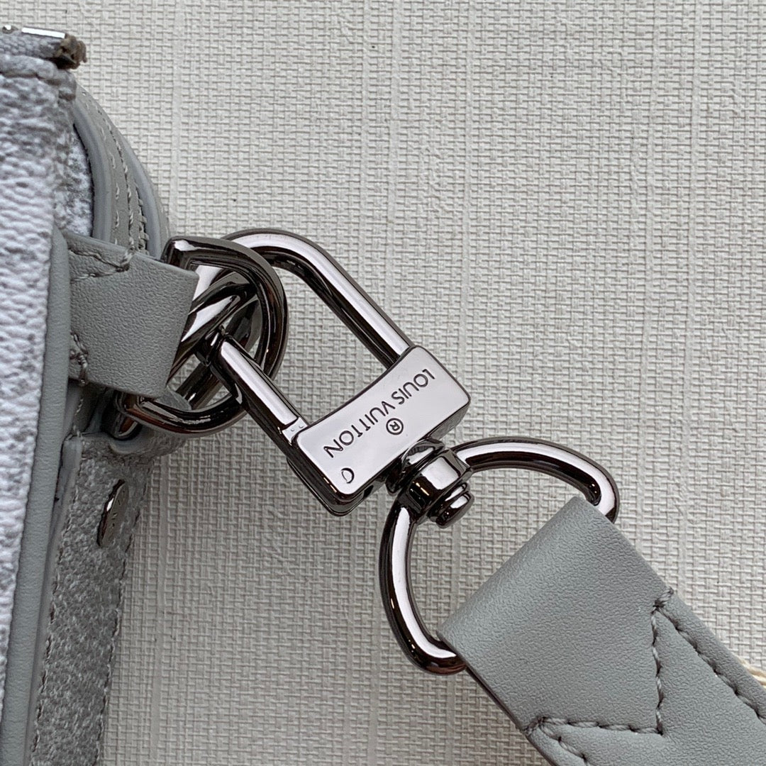LOU TRIO MESSENGER BAG