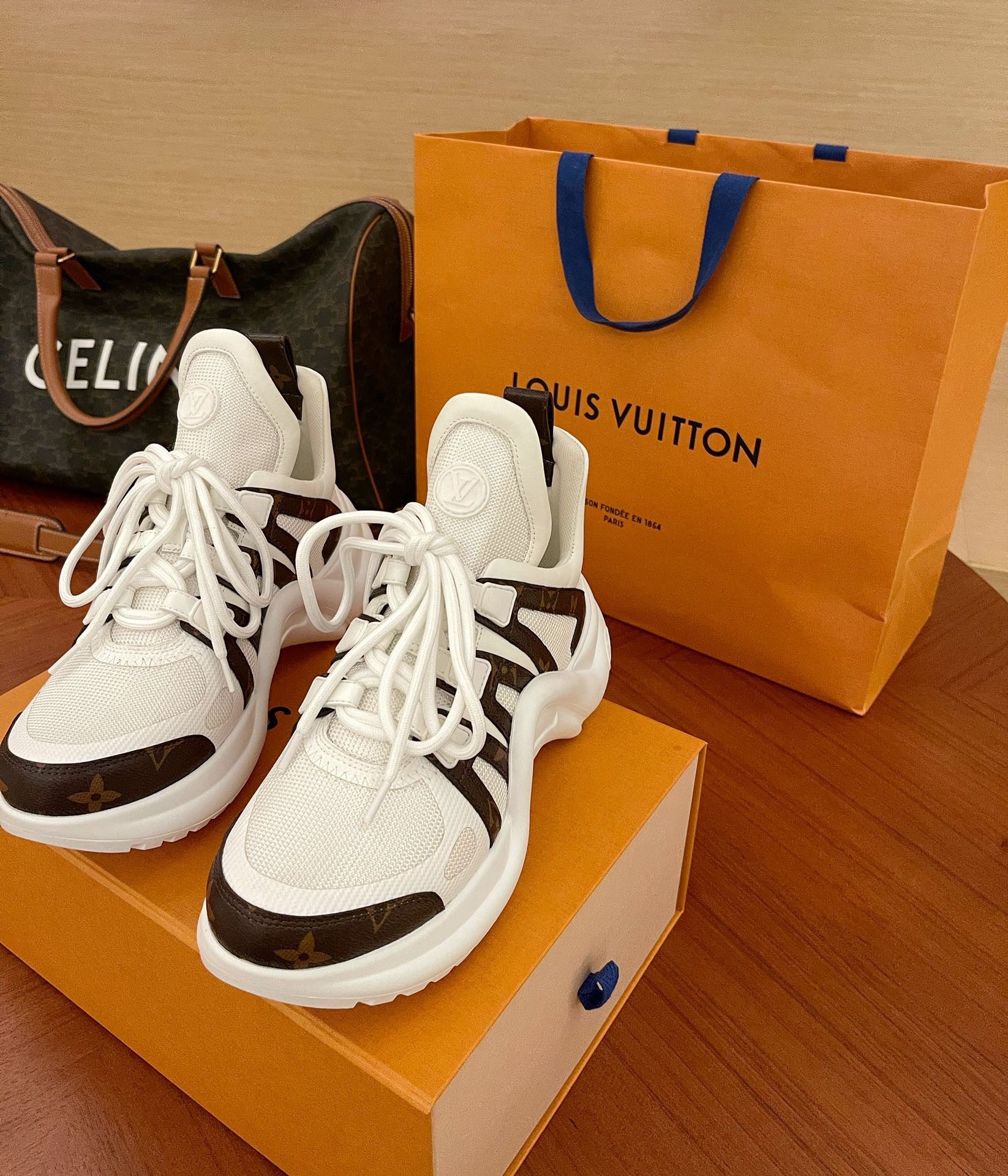 LOU ARCHLIGHT TRAINERS