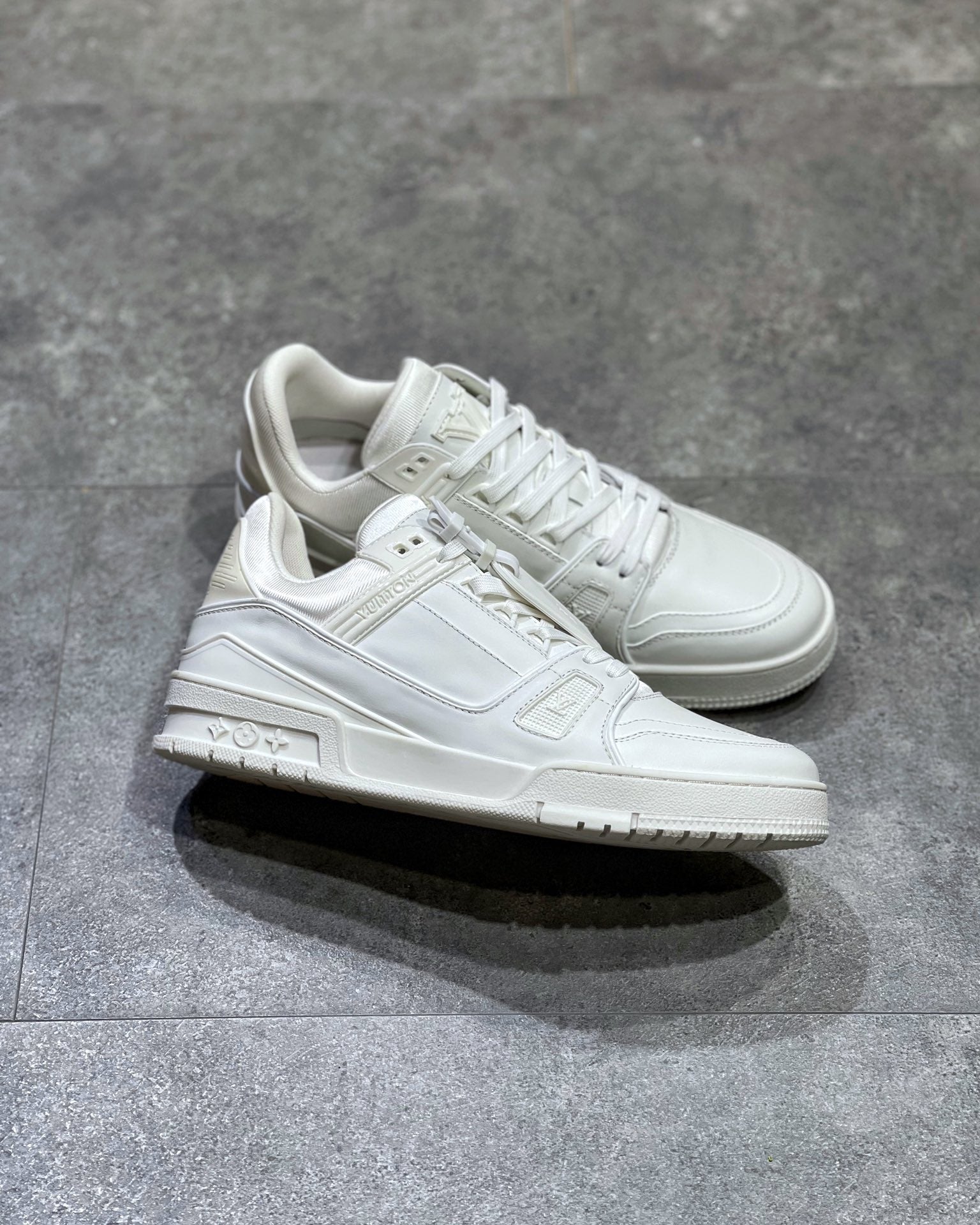 LOU TRAINERS