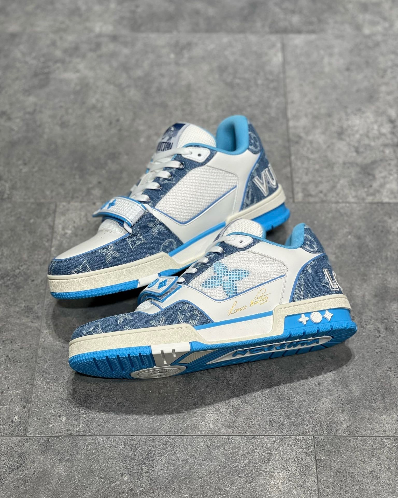 LOU TRAINERS