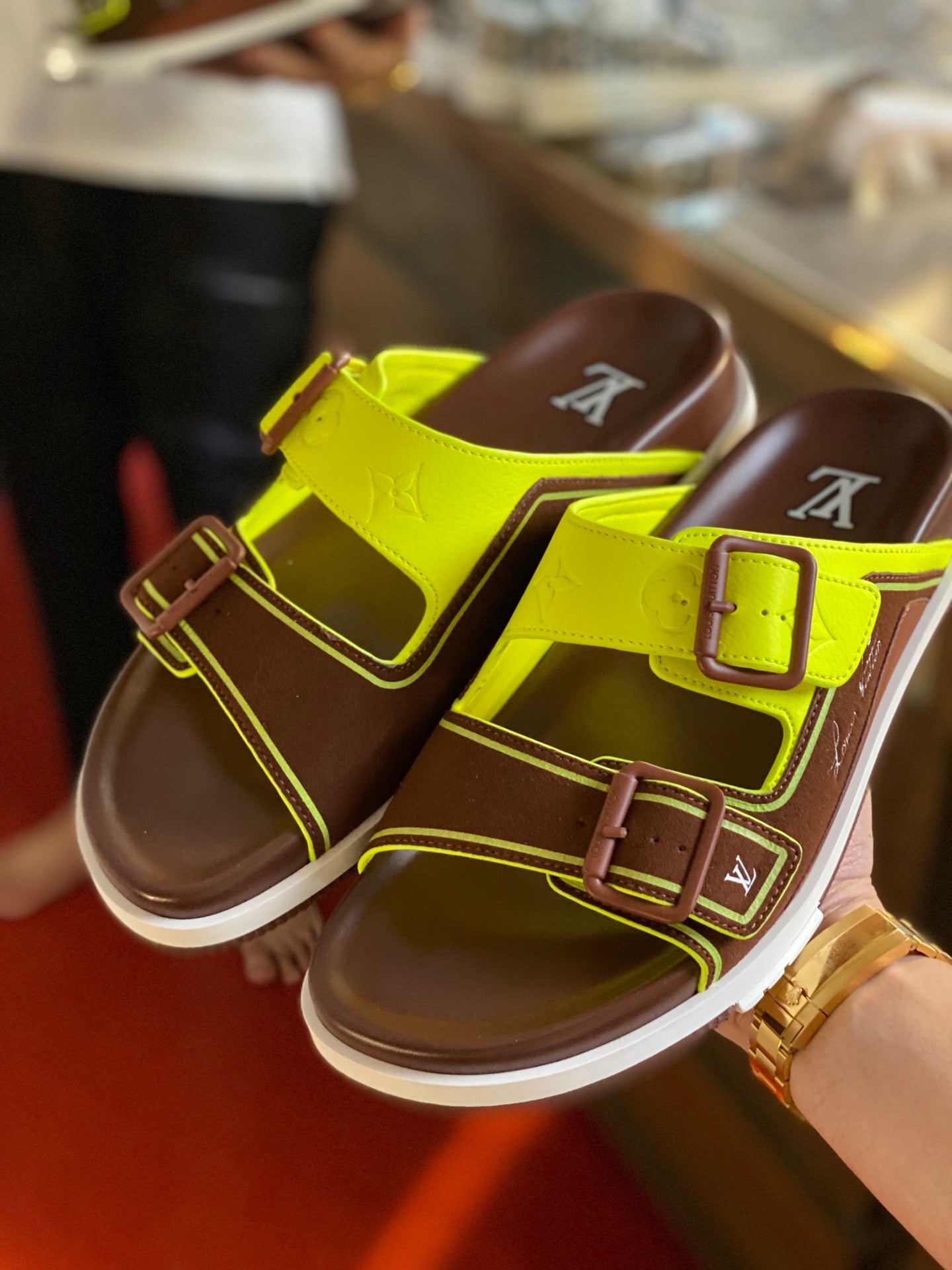 LOU TRAINER MULES