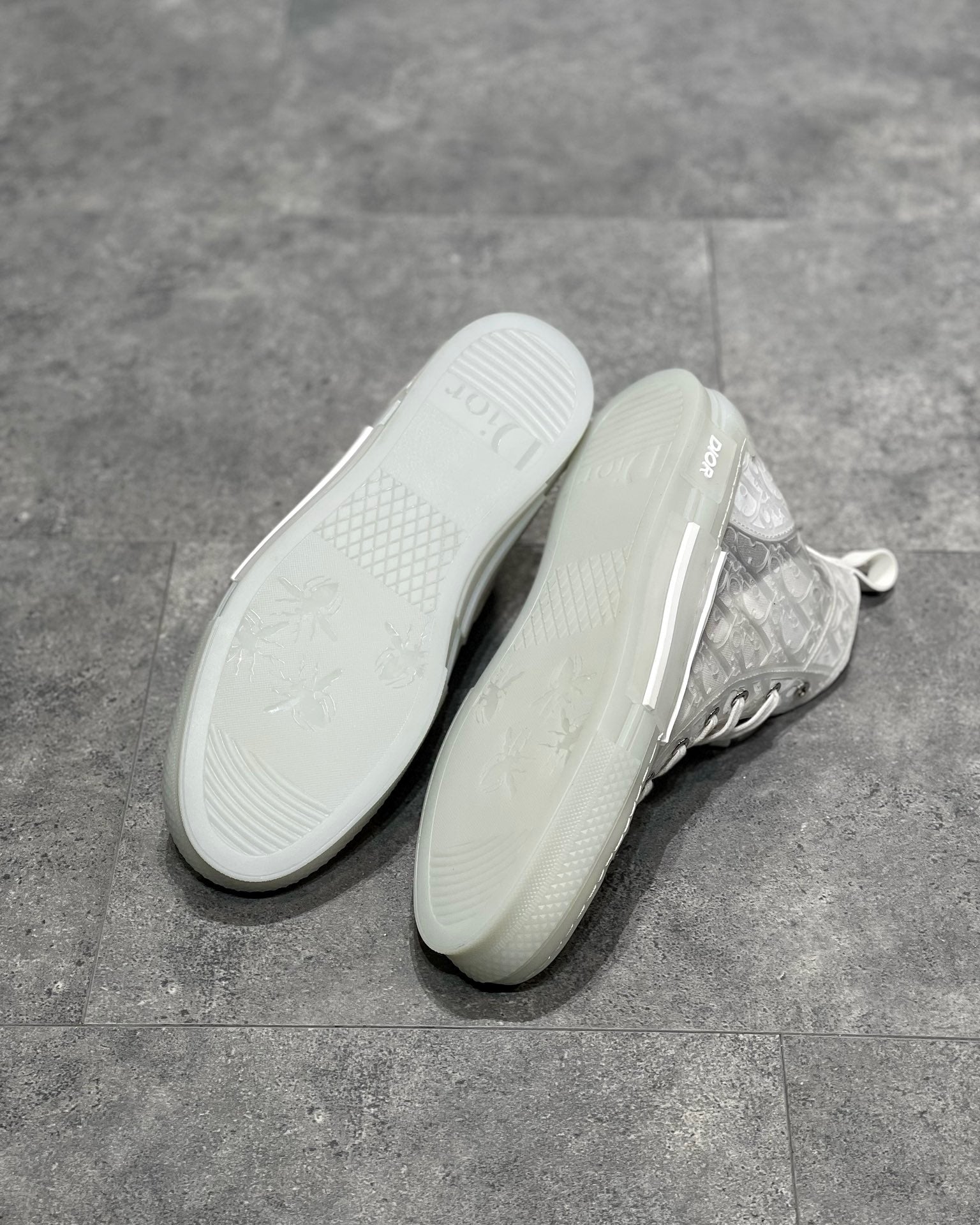 CD B23 SNEAKERS