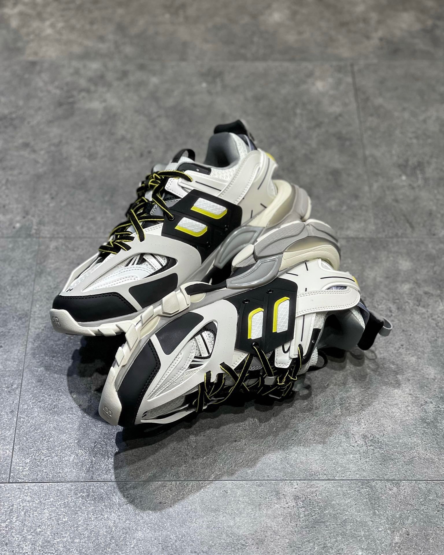 BAL TRACK 3.0 SNEAKERS