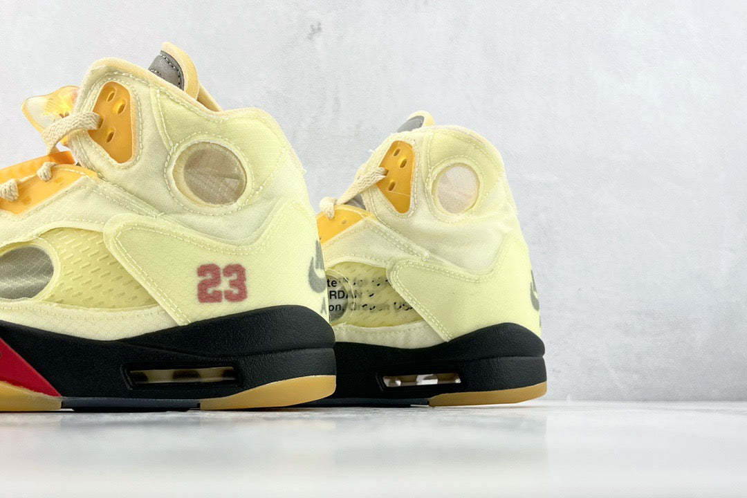 JORDAN X OFF WHIT 5 RETRO