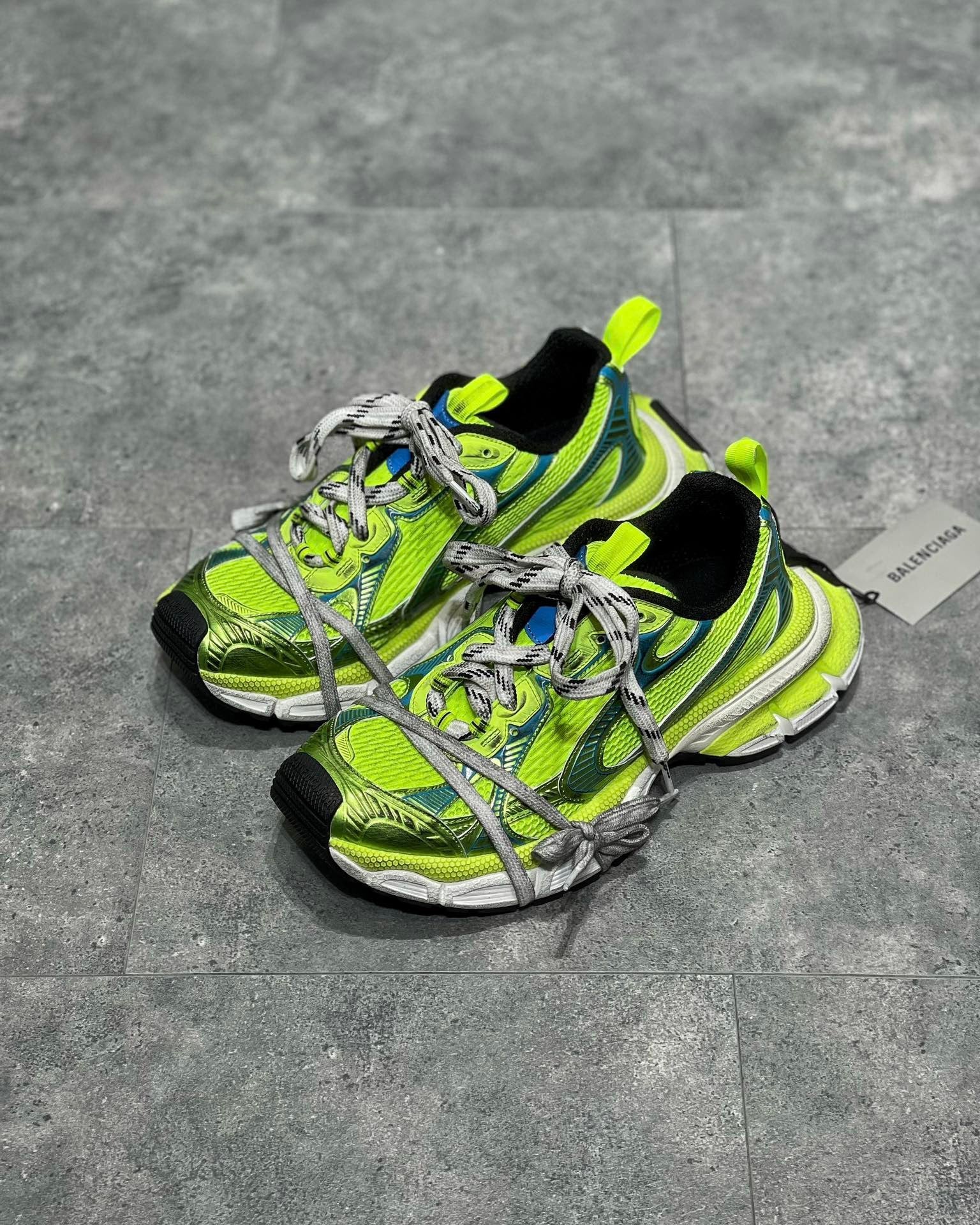 BAL 3XL TRAINERS