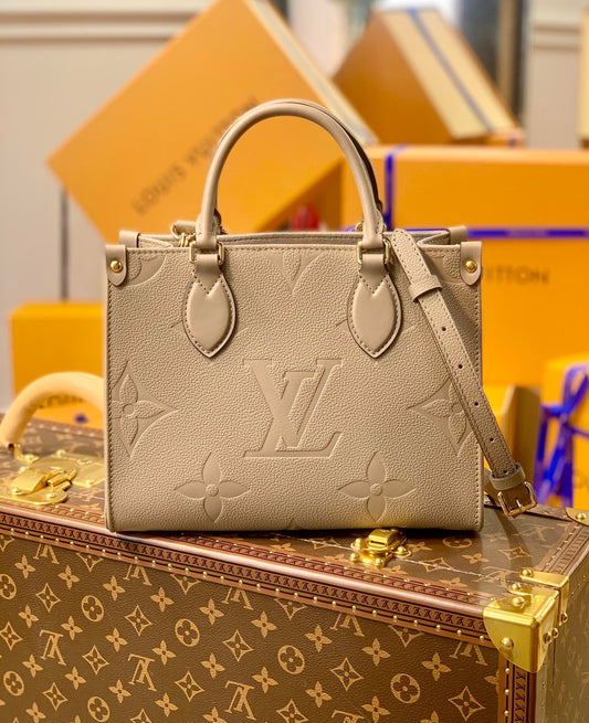 LOU ONTHEGO PM TOTE BAG