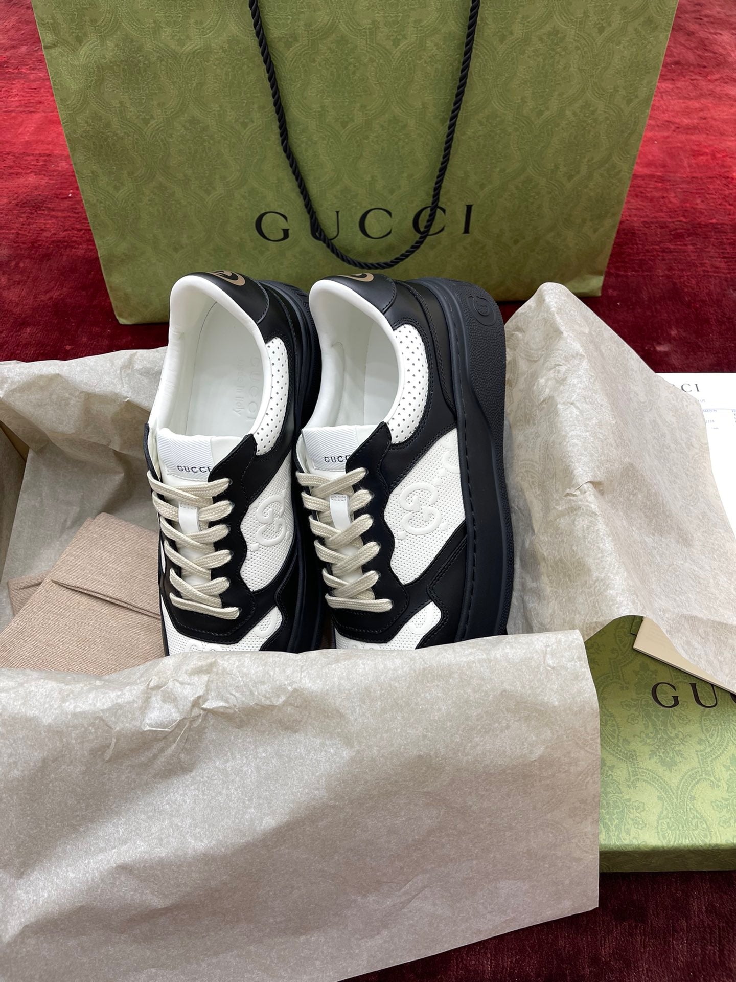 GG SUPREME TRAINERS