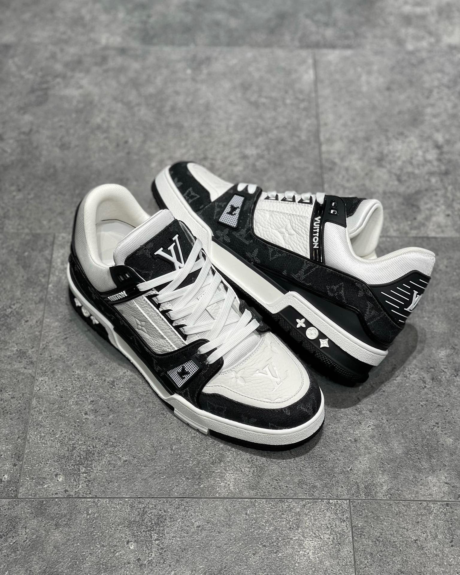 LOU TRAINERS