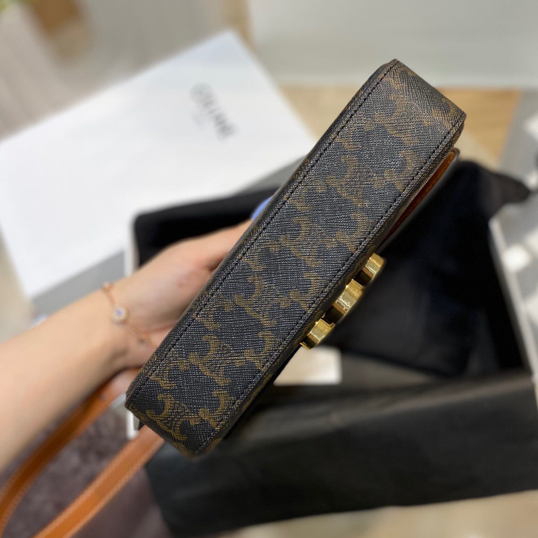 CEL TRIOMPHE SHOULDER BAG