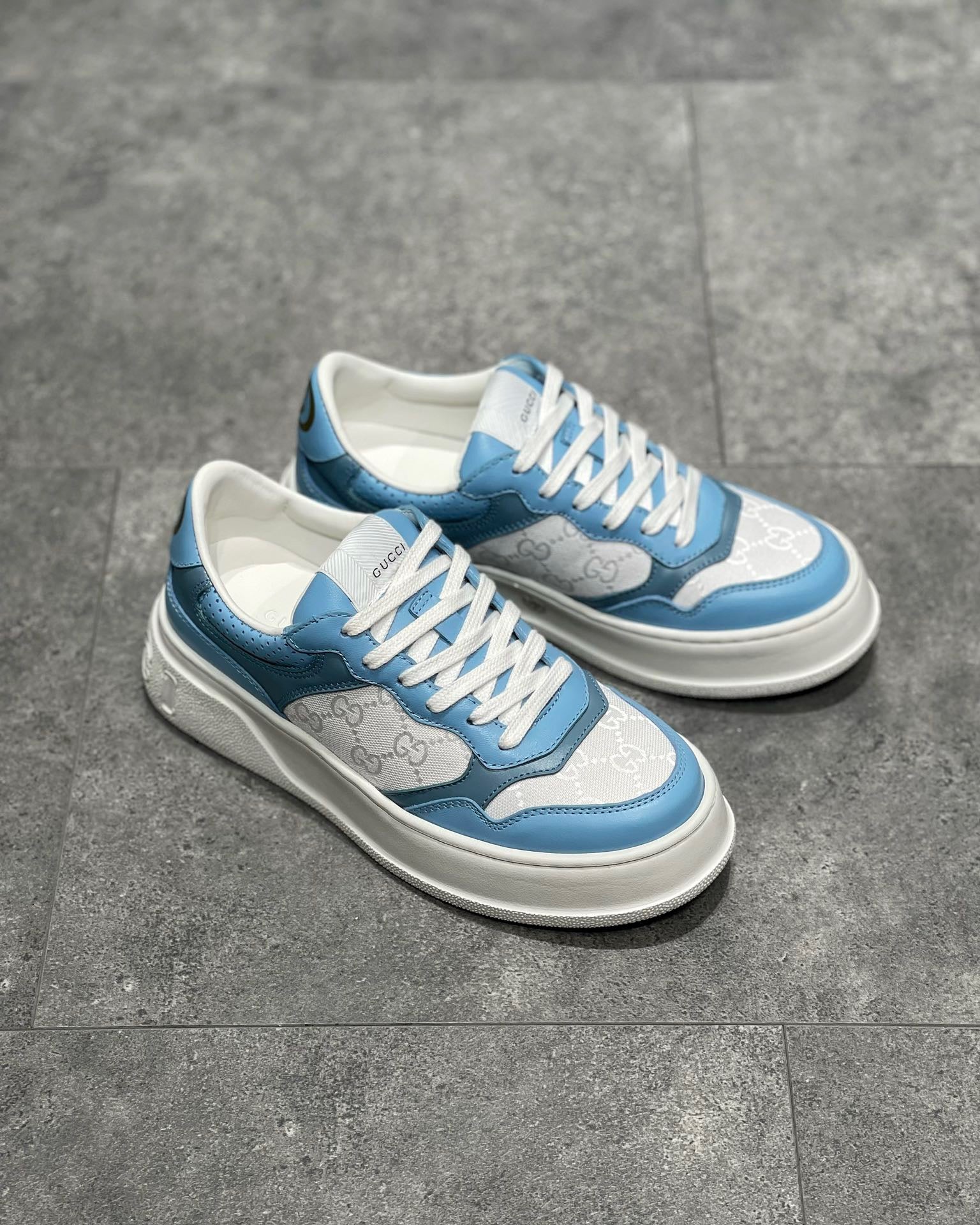 GG SNEAKER