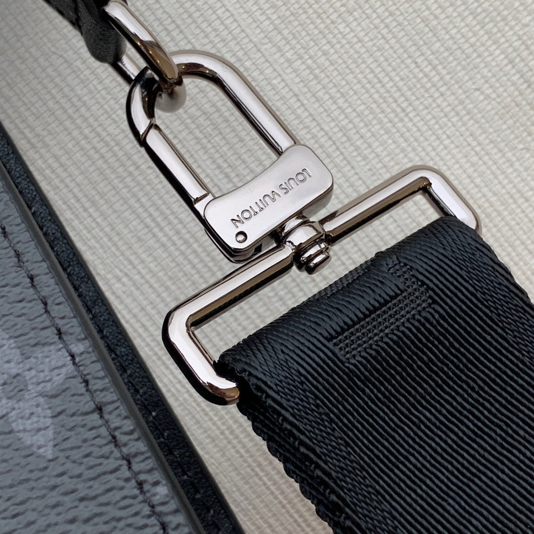LOU GASTON WEARABLE WALLET