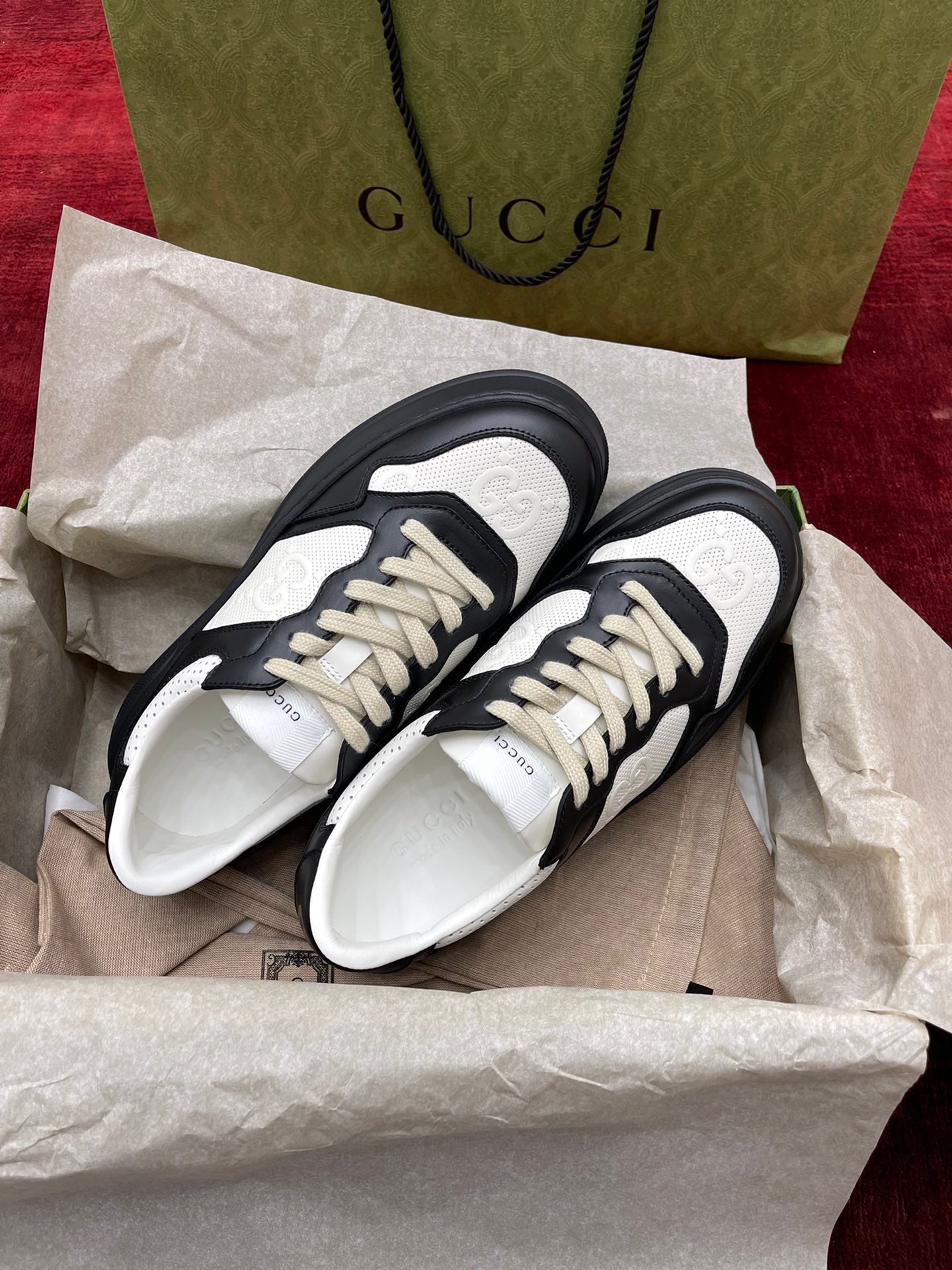 GG SUPREME TRAINERS