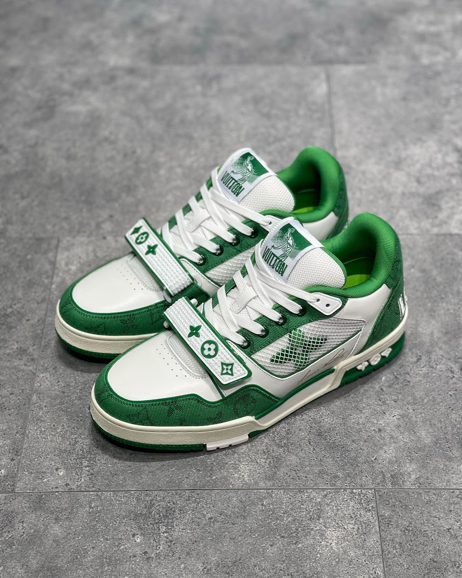 LOU TRAINERS