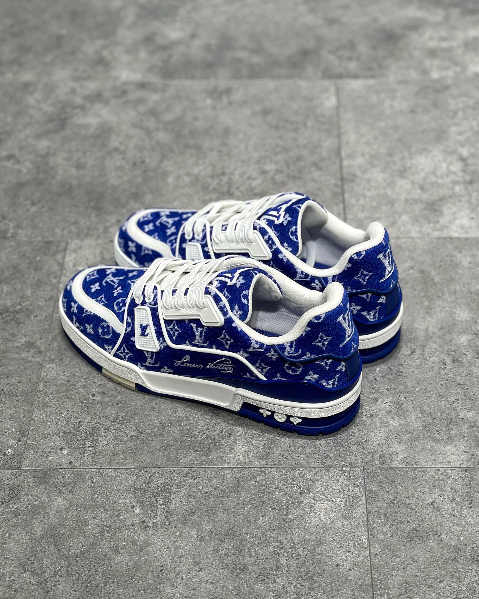 LOU TRAINERS