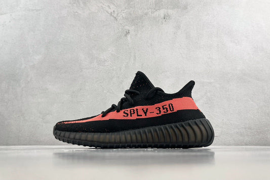 YEEZY BOOST 350 V2