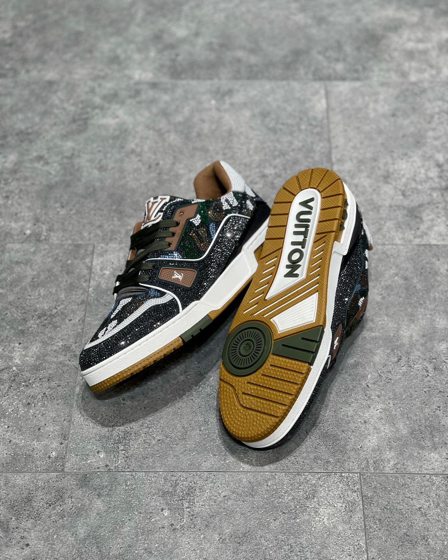 LOU TRAINERS