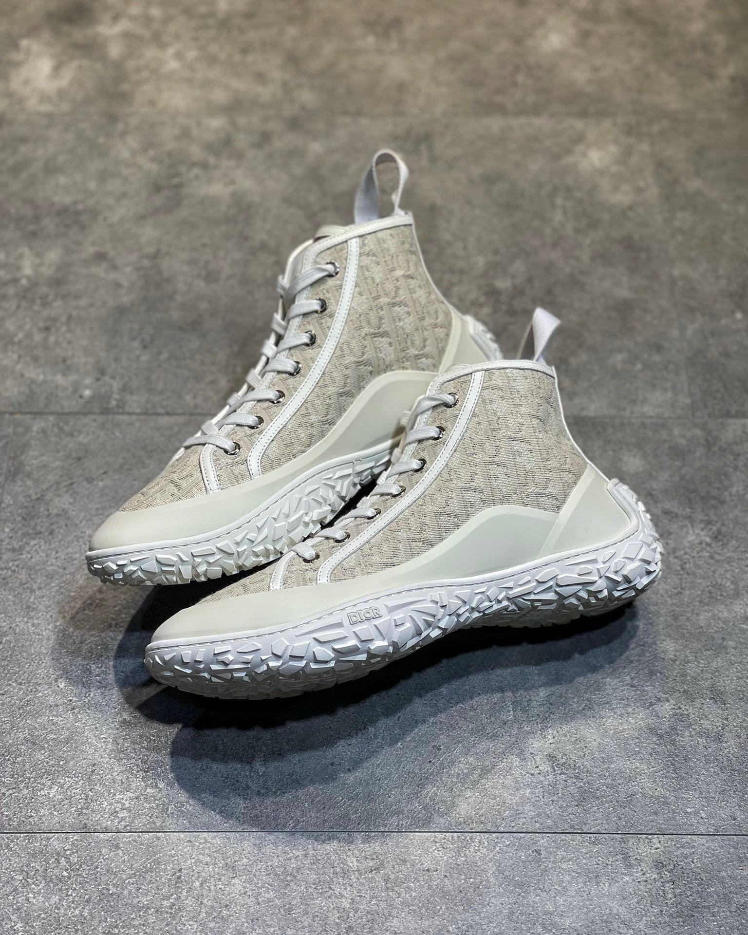 CD B28 SNEAKERS