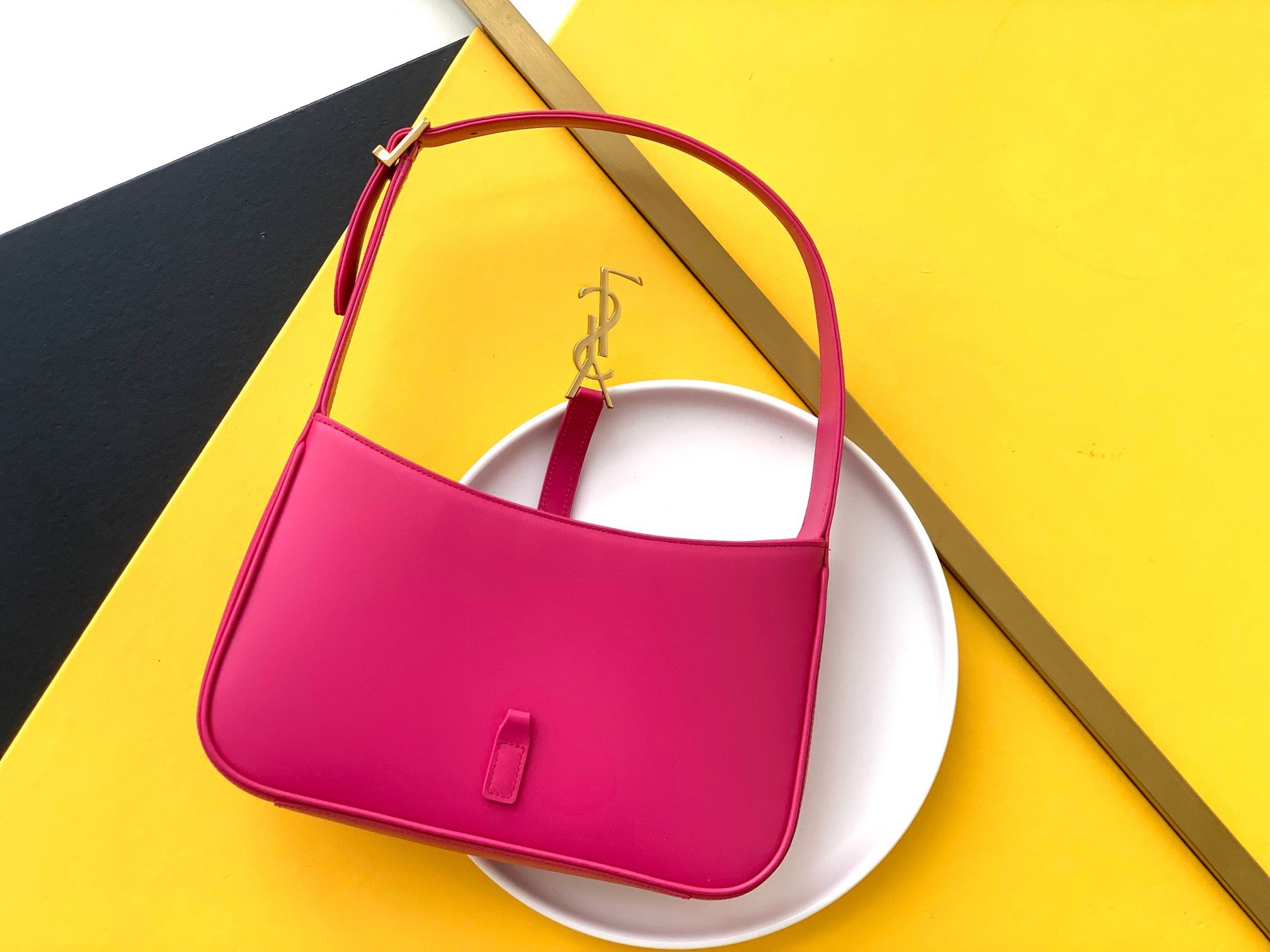 SL LE 5 A 7 HOBO BAG