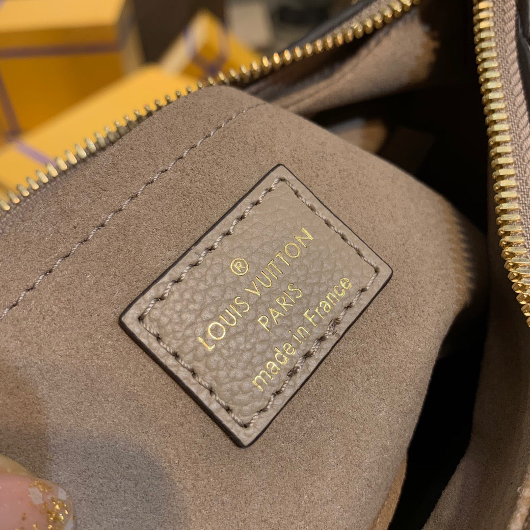 LOU BAGATELLE BAG