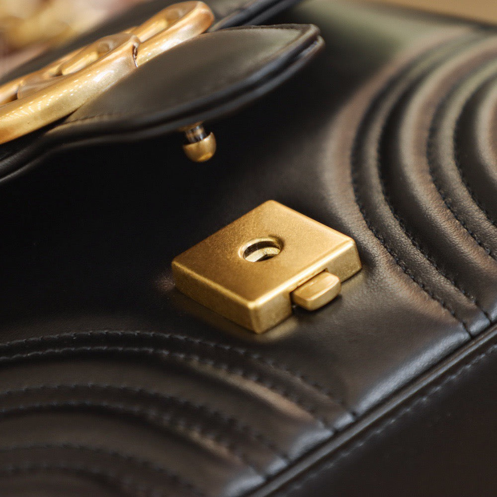 GG MARMONT MINI TOP HANDLE BAG