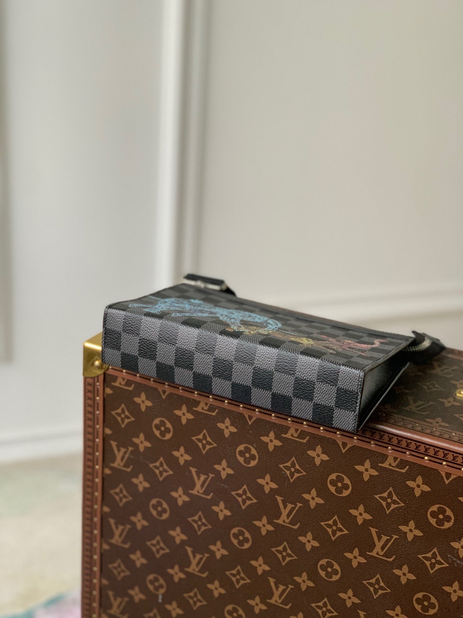 LOU GASTON WEARABLE WALLET