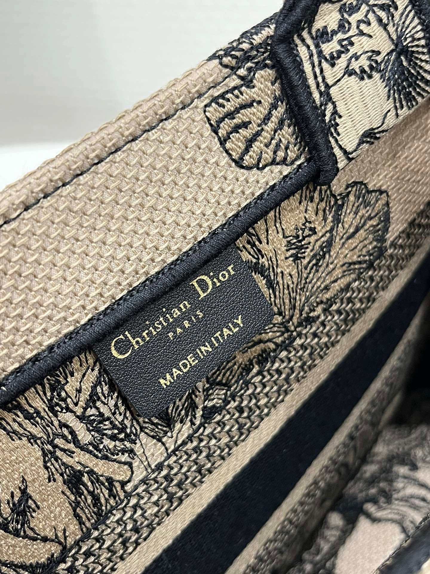CD SMALL BOOK TOTE BAG