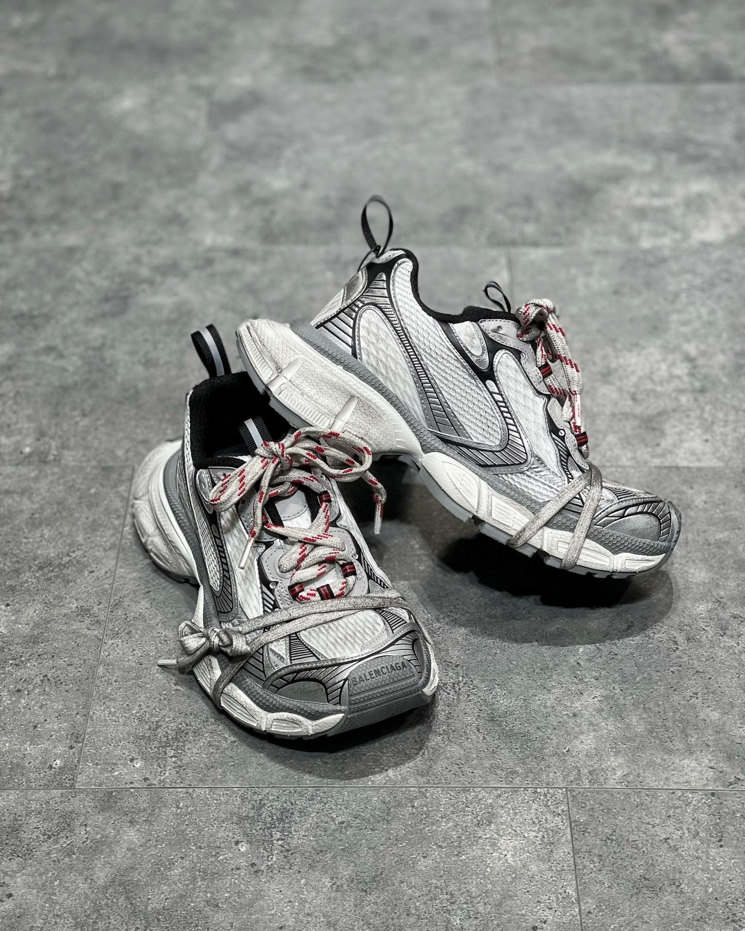 BAL 3XL TRAINERS