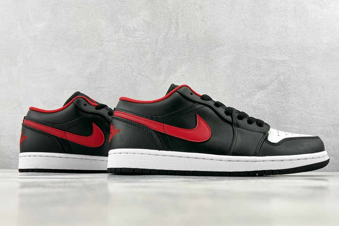 JORDAN 1 LOW WHITE TOE